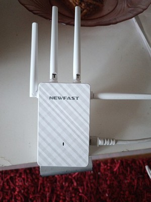 Tenda A9 N300 Universal WLAN Repeater mit zwei Antennen für maximale Abdeckung