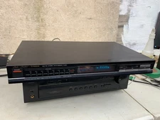 Fisher Studio Standard FM-271 Vintage AM/FM Synthesizer Tuner Made In Japan