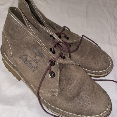 Bata Safari Boots Men's Chukka Tan Kenya Rare US 8.5 Suede Boots Shoes