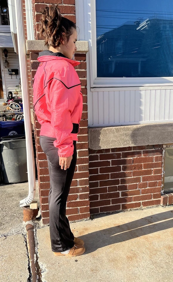 Размер 6/XS винтажный неоновый розовый и черный NILS полный молнии 80-х лыж пальто с ремнем и карманами - Изображение 4 из 4