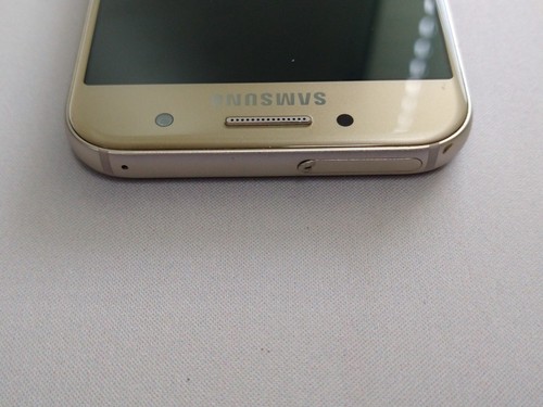 Samsung Galaxy A3 SM-A320FL 16GB -Unlocked - Gold - Rear cracked - Picture 7 of 15