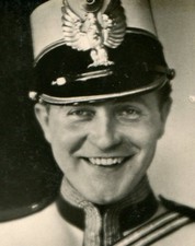 WILLY FRITSCH IN UNIFORM COSTUME, GERMAN ACTOR. 2 SET PHOTO POST CARDS.