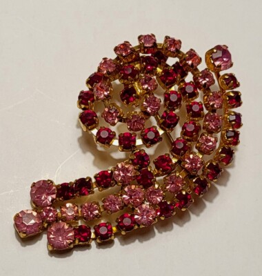 Broche Vintage Cristal Rouge Vert Métal Doré - Occasion - Réf. K34