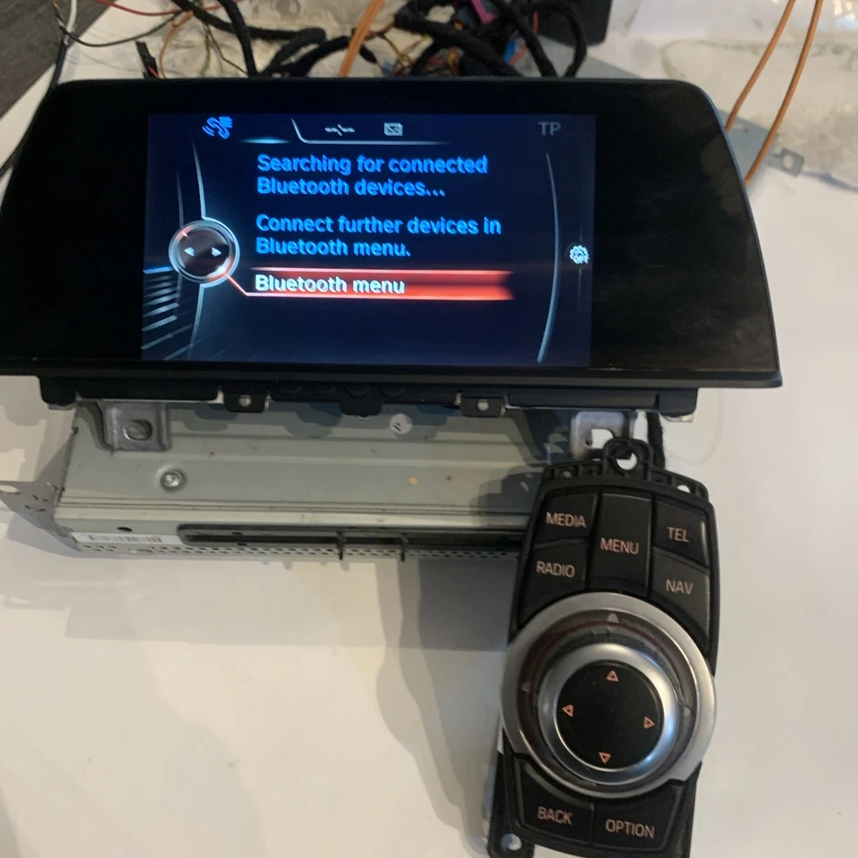 Autoradio Et Écran + Molette Gps BMW SERIE 1 F20/F21 Jp, Bluetooth , USB - Photo 1/4
