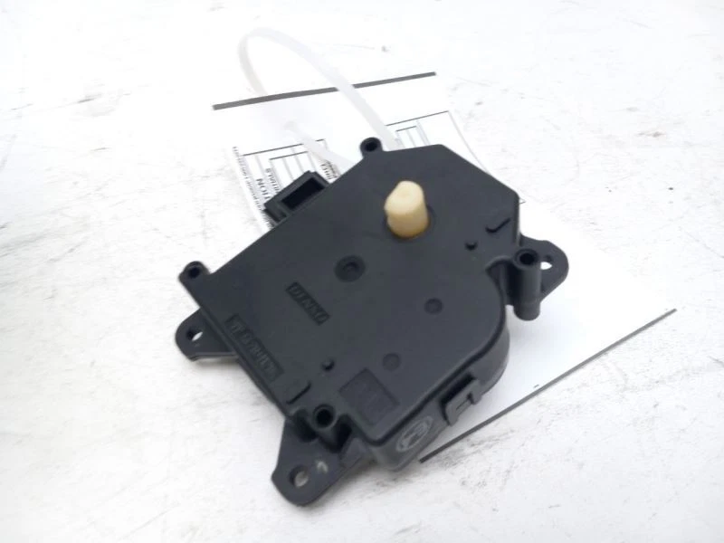 ACTUADOR DE PUERTA DE MEZCLA DE CALENTADOR DE AIRE ACONDICIONADO para Cadillac SRX 2004-2009 Foto 4 de 4