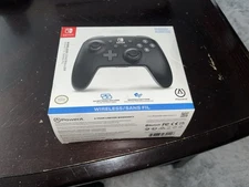 Nintendo Switch PowerA Battery Powered Wireless Controller Midnight