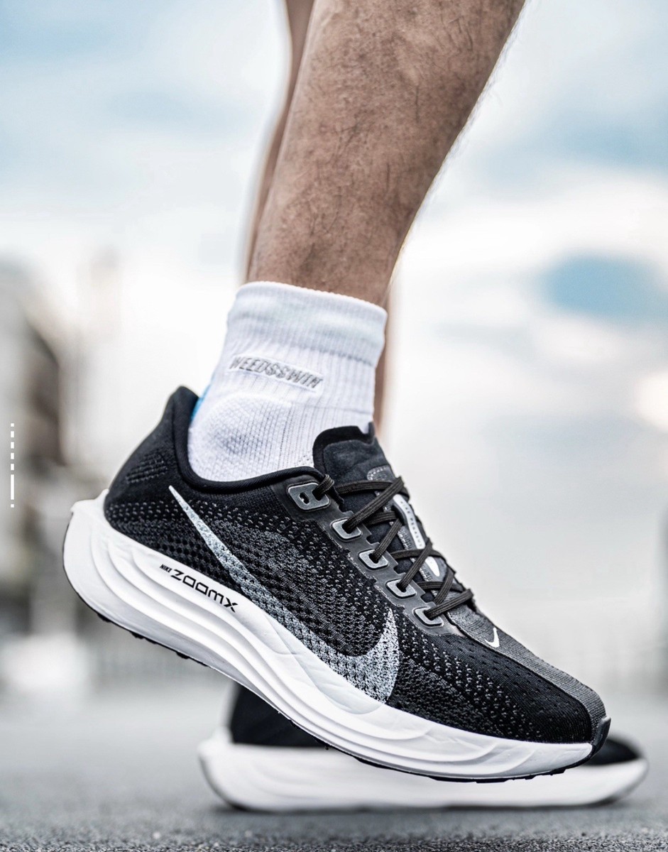 NIKE PEGASUS PLUS ランニングシューズ FQ7262-007 Nike Pegasus Plus Road Running Shoes 'Anthracite' (FQ7262-007