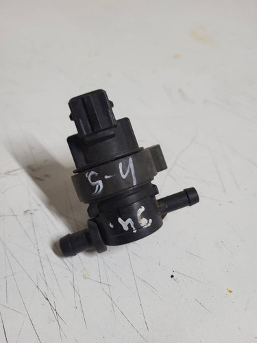 Mercedes-Benz E W210 1999 Benzin 100kW Turbolader Druckwandler Magnetventil