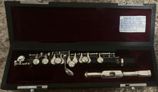 204 Piccolo Key of C Black Plastic, Silver Plated Keys, Case