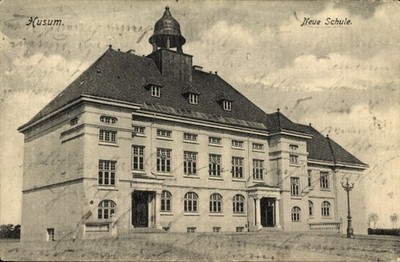 Postcard Husum in North Frisia, new school - 11200706