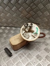Pompe à essence Nissan PRIMERA