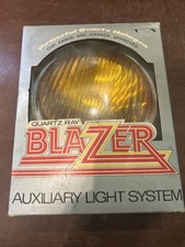 Blazer Quartz Ray Auxiliary Halogen Round Fog Light Amber Lens Qr31 Blazer Quartz Ray Auxiliary Halogen Round Fog Light Amber Lens Qr31