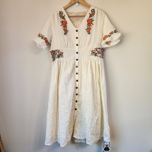 Retro Stage Embroidered Short Puff Slv MidiDress 2XL Button Vtg Inspire NWT
