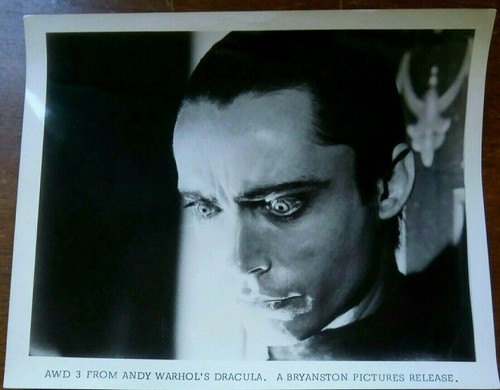 ANDY WARHOL'S DRACULA ~ 3 original 8X10 B/W Studio Publicity Movie Stills Photos - Picture 2 of 4