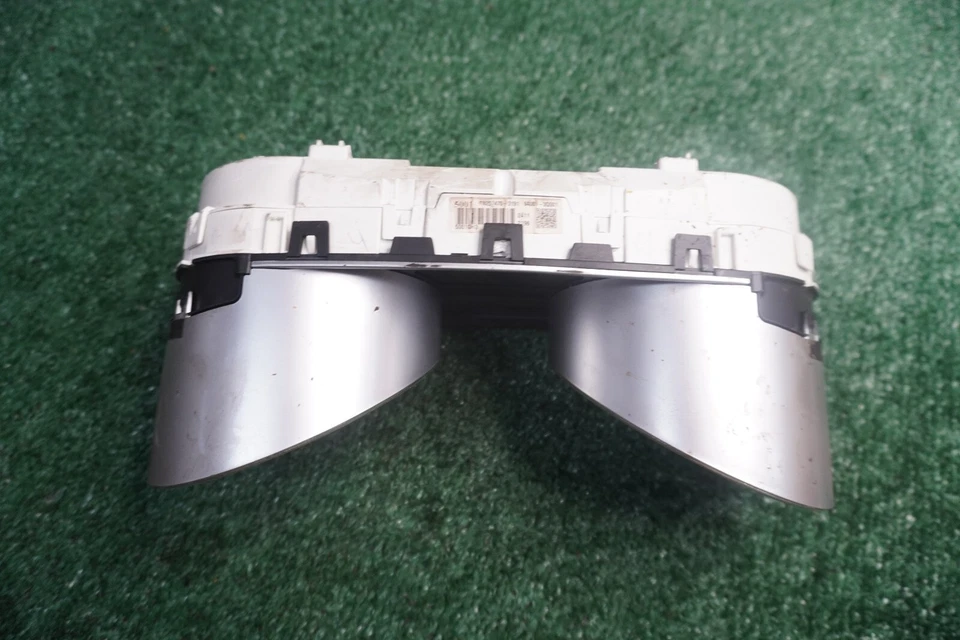 Hyundai Sonata 2011 2012 velocímetro medidor clúster fabricante de equipos originales 117 k millas 940013Q011 Foto 2 de 4