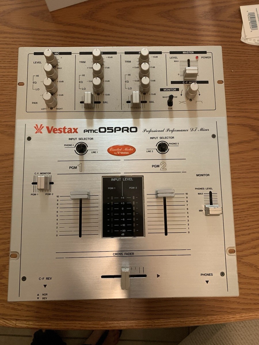 Vestax 05 Pro Q Vestax 05 Pro Q