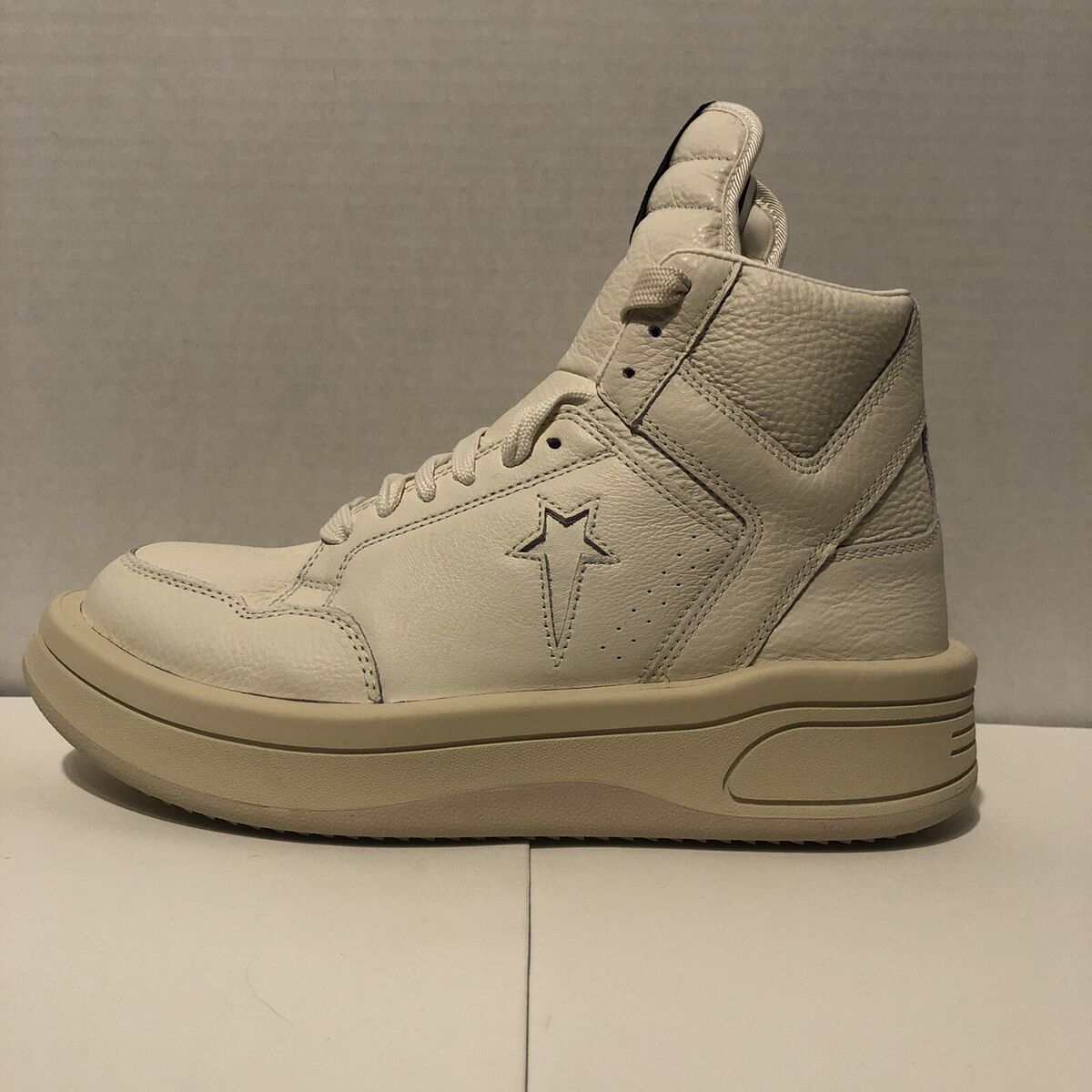Size 8.5 - Converse X DRKSHDW TURBOWPN Rick Owens Egret Size 8.5 - Converse X DRKSHDW TURBOWPN Rick Owens Egret
