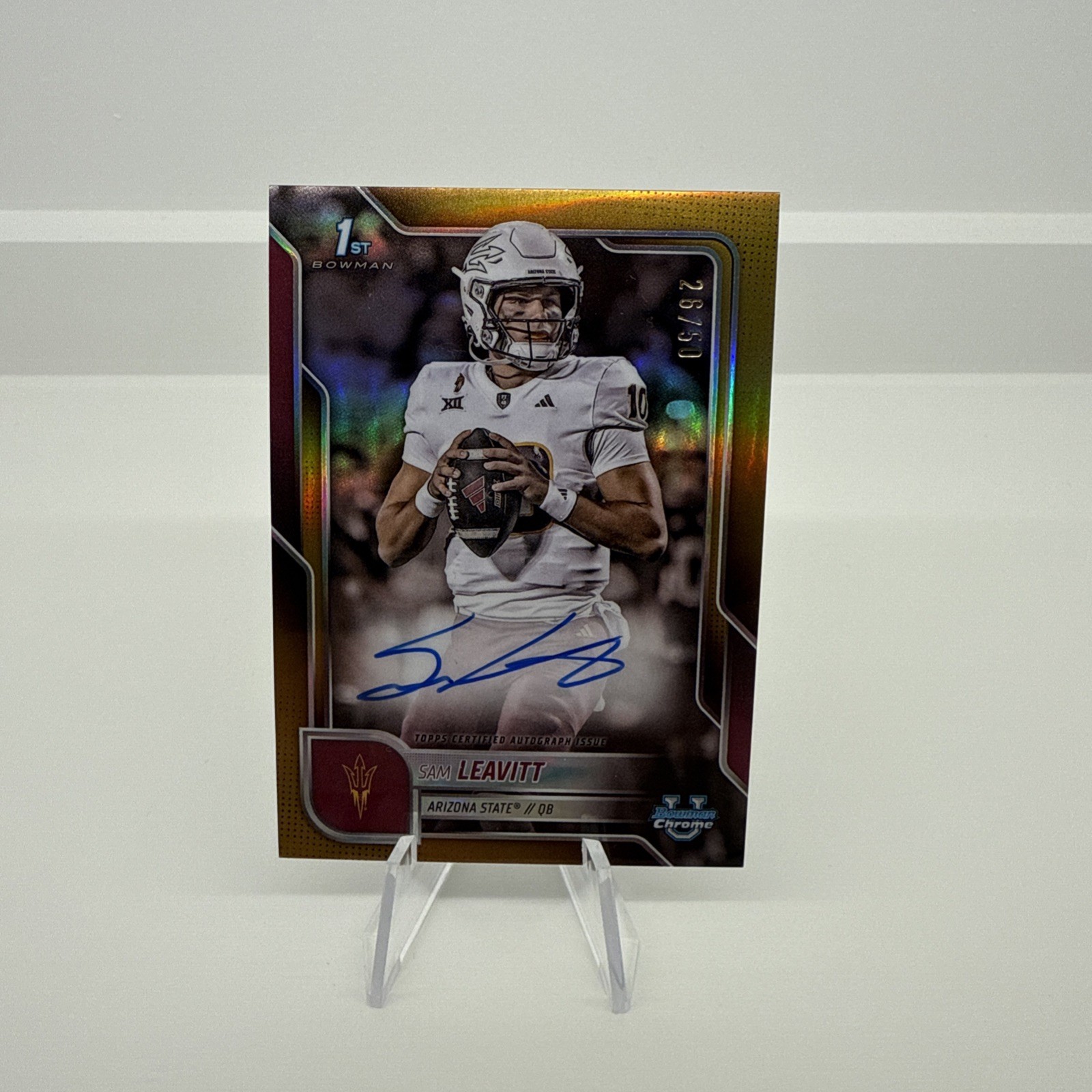 2025 Bowman Chrome U SAM LEAVITT 1st RC TRUE Gold Refractor AUTO 26/50