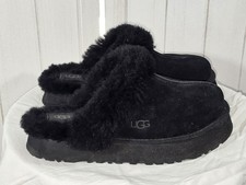Ugg Black Shearling Slippers Platform Womens Size 9 Slip Ons Closed Toe Suede