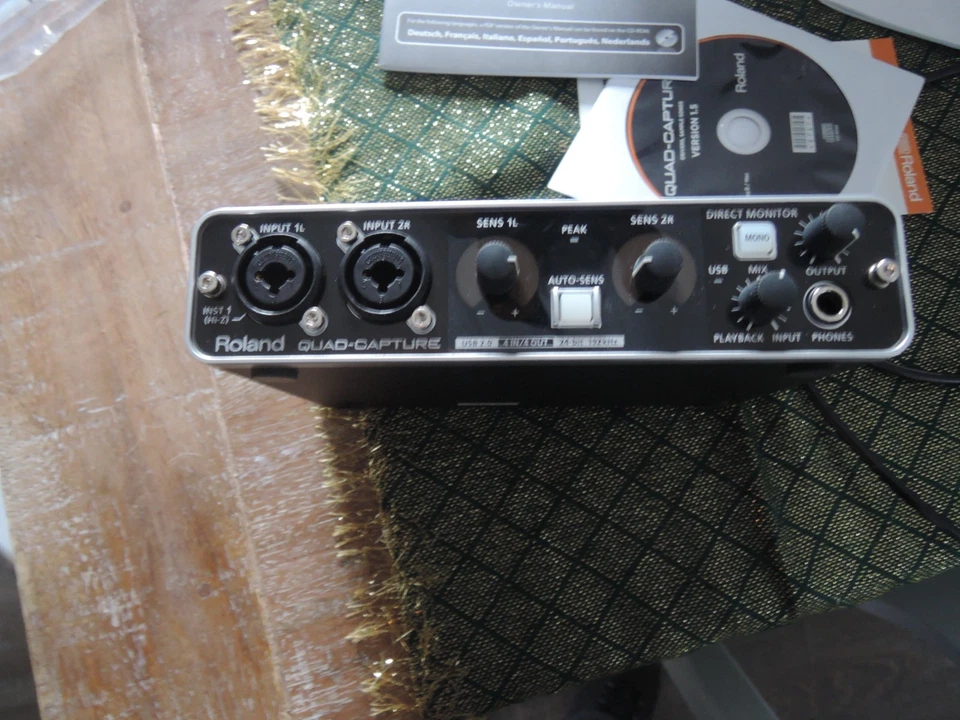 Roland UA-55 QUAD CAPTURE Audio Interface USB2.0 24 Bit 192 kHz made in Japan - Image 2 of 4