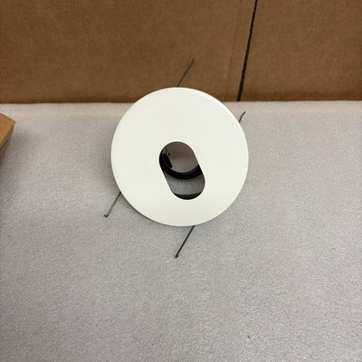 445-WH 4-Inch Slot Aperture Recessed Trim, White