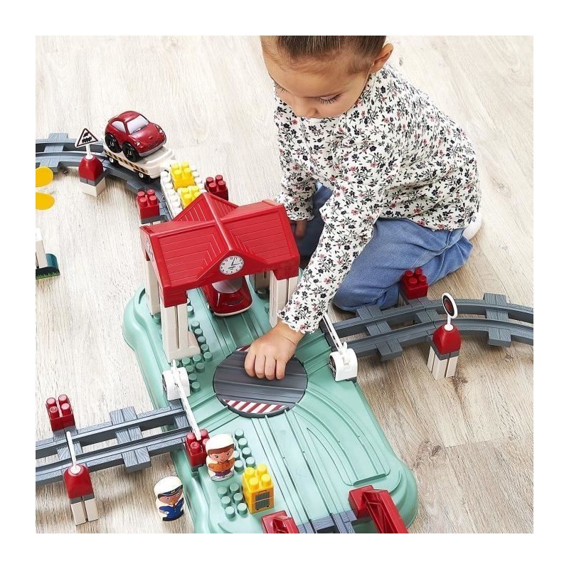 Circuit de train ECOIFFIER en baril de 140 pièces pour enfants dès 18 mois