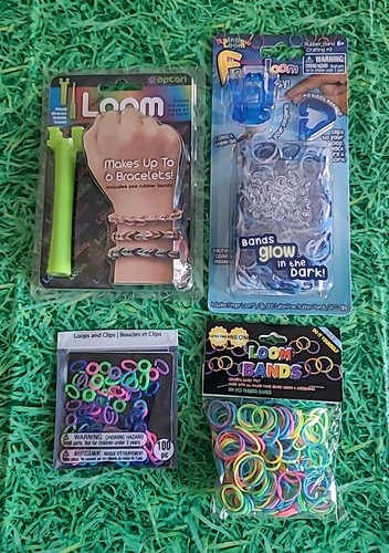 Rainbow Loom Rubber Bands, Hooks, Looms Over 3200 Rubber Bands Parts see picture - Picture 1 of 3