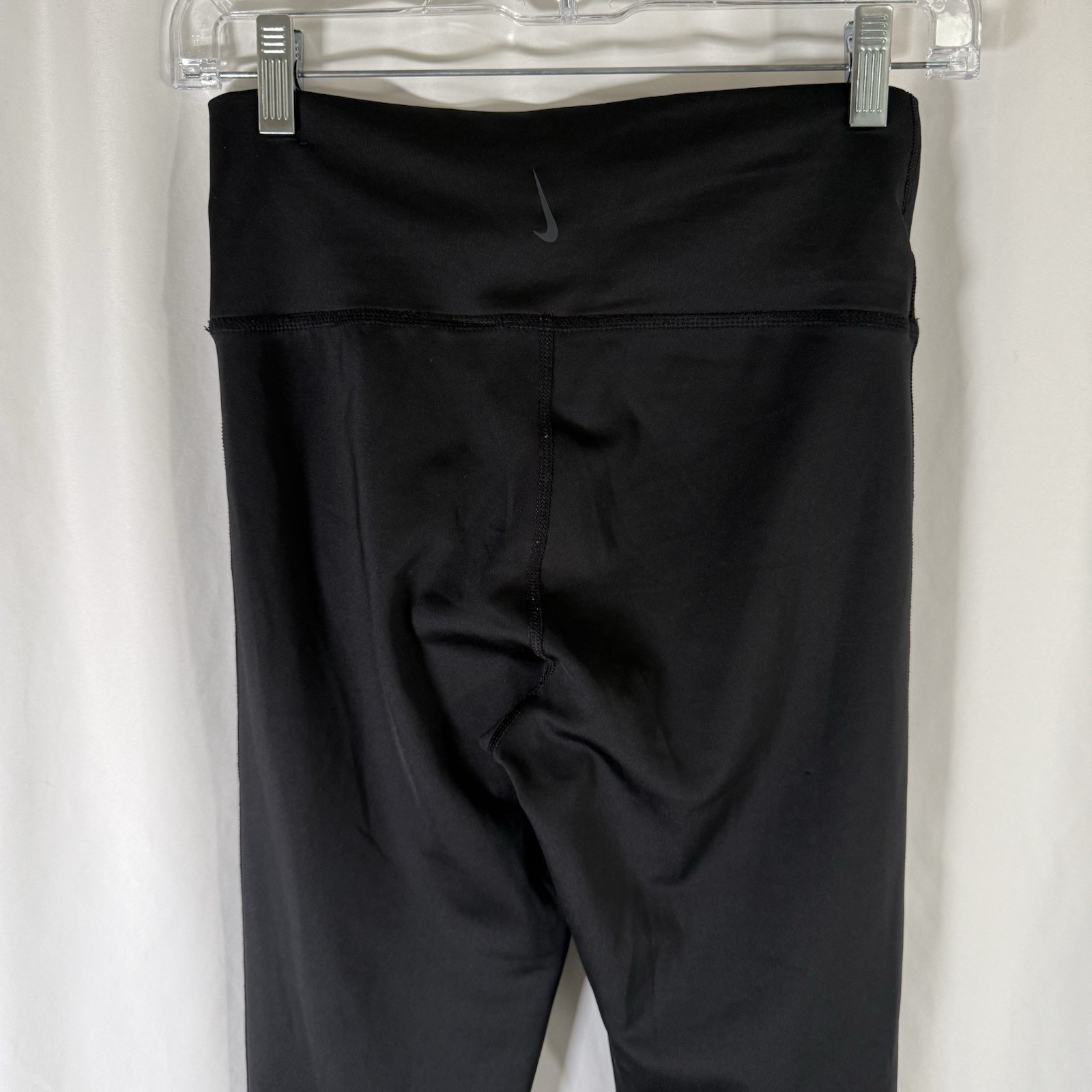 Nike Leggings Women's Medium Black Pull On Dri Fit High Rise 24" Inseam thumbnail 8