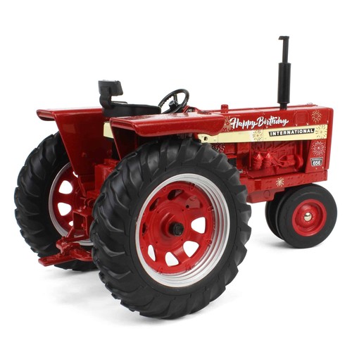 ERTL 1/16 International Harvester 656 Diesel "Happy Birthday" Tractor 44360 - Picture 4 of 7