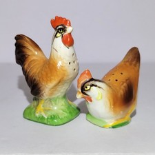 VTG Ceramic CHICKEN/HEN & ROOSTER SALT & PEPPER SHAKERS Farmhouse Country Japan