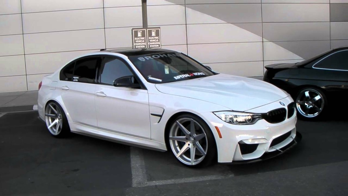 溝有タイヤ BMW 5シリーズ、7シリーズ！ROHANA RC7 20インチ
