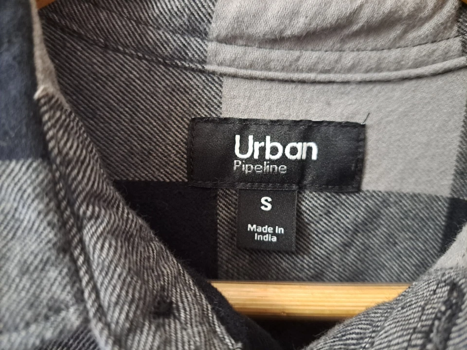 Urban Pipeline Size Small Men's Brushed Flannel Black/Grey Button Down Shirt NWT - Image 3 of 4