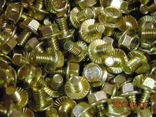 LOT OF (25) 1/4-20x3/8 Grade 5 Serrated Hex Flange Screw / Bolt LOCKING MACHINE