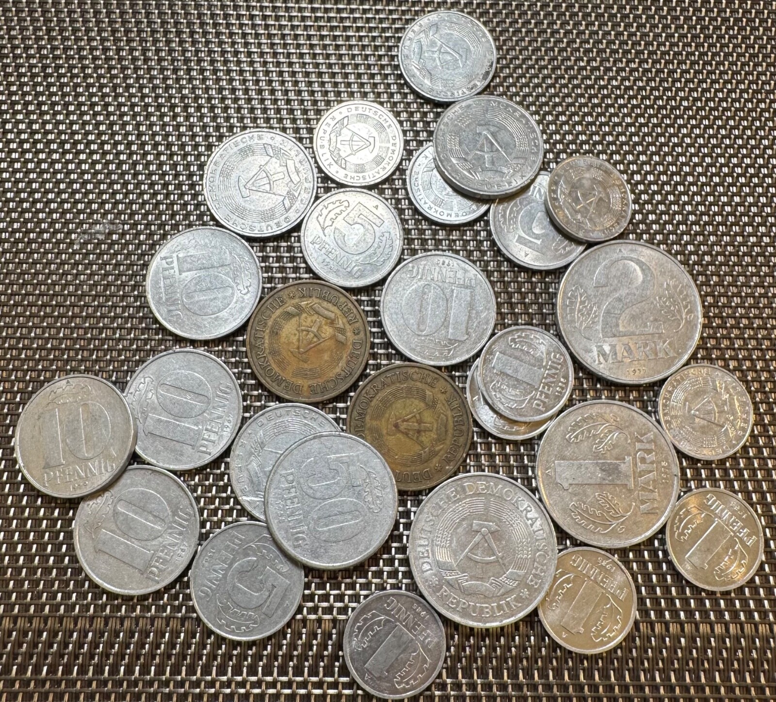 Picture 1 of 1