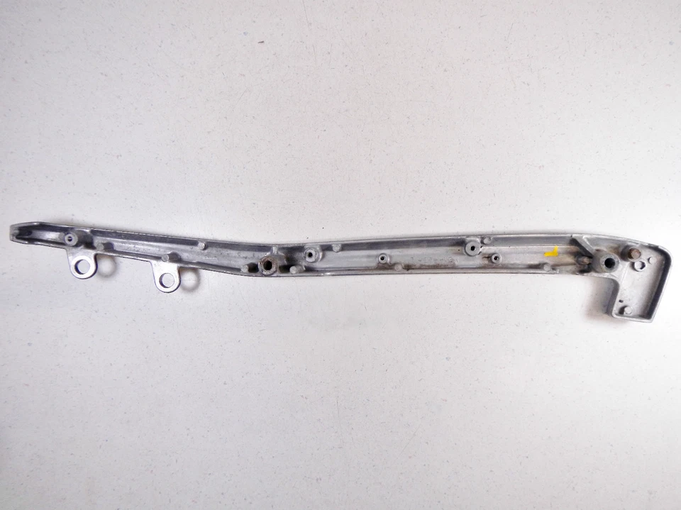 82 HONDA CB750SC CB750 CB 750SC NIGHTHAWK 750 BARRA DE AGARRE LATERAL IZQUIERDO SOPORTE DE MANGO Foto 4 de 4