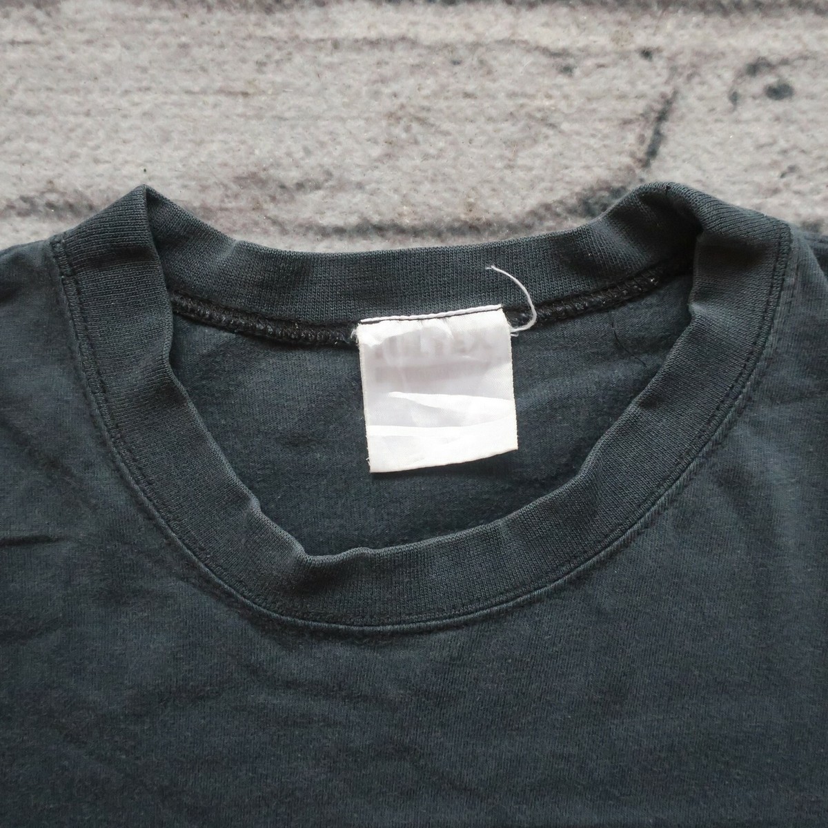 Vintage 90s Powell Logo Tshirt Size M Skull Skate Skateboard