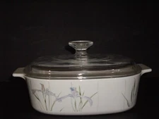 Corning Ware Shadow Iris Casserole Dish  A-2-B  with Lid VNT. Made in the USA