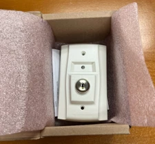 SYSTEM SENSOR RTS151KEY 5CGZ5 FIRE ALARM REMOTE TEST STATION NOS