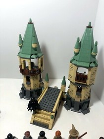 LEGO  Harry Potter: Hagrid's Hut (3rd edition) 4738 + Hogwarts 4867 (2011)