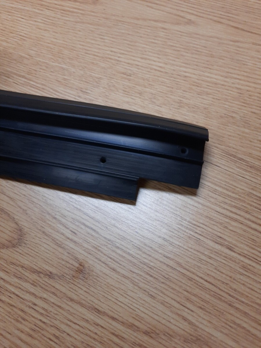 M715 Kaiser Windshield Weatherstrip 11657716 | eBay 
