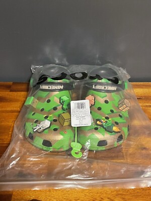 Crocs x Minecraft Classic Clog Men display picture 3