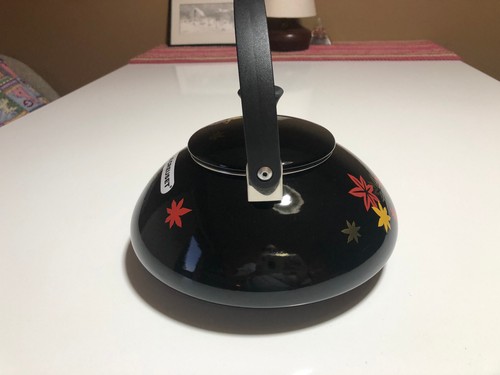 MOMIJI. . RAREST OF RARE LE CREUSET!!-tea kettle maple leaf - Picture 10 of 13