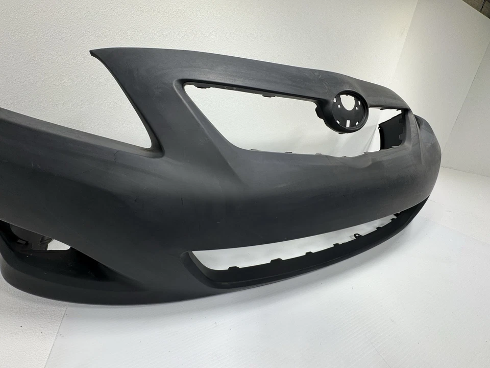 CUBIERTA PARACHOQUES DELANTERO LOCAL TOYOTA COROLLA 2009-2010 OEM Foto 4 de 4