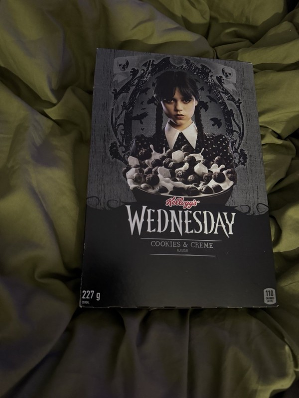 Exclusive Kellogg’s Wednesday Addams Cereal Cookies & Crème 11.2oz CANADA IMPORT