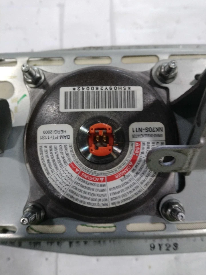 2010 INFINITI G37 Blue Right Instrument Panel Air Bag 95031 Used 160K Miles - Image 3 of 4