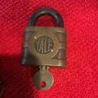 Yale Keyed Padlocks w/ 2 Keys Lot of 2 Antique Brass Brown/Black YA-870 — photo 5