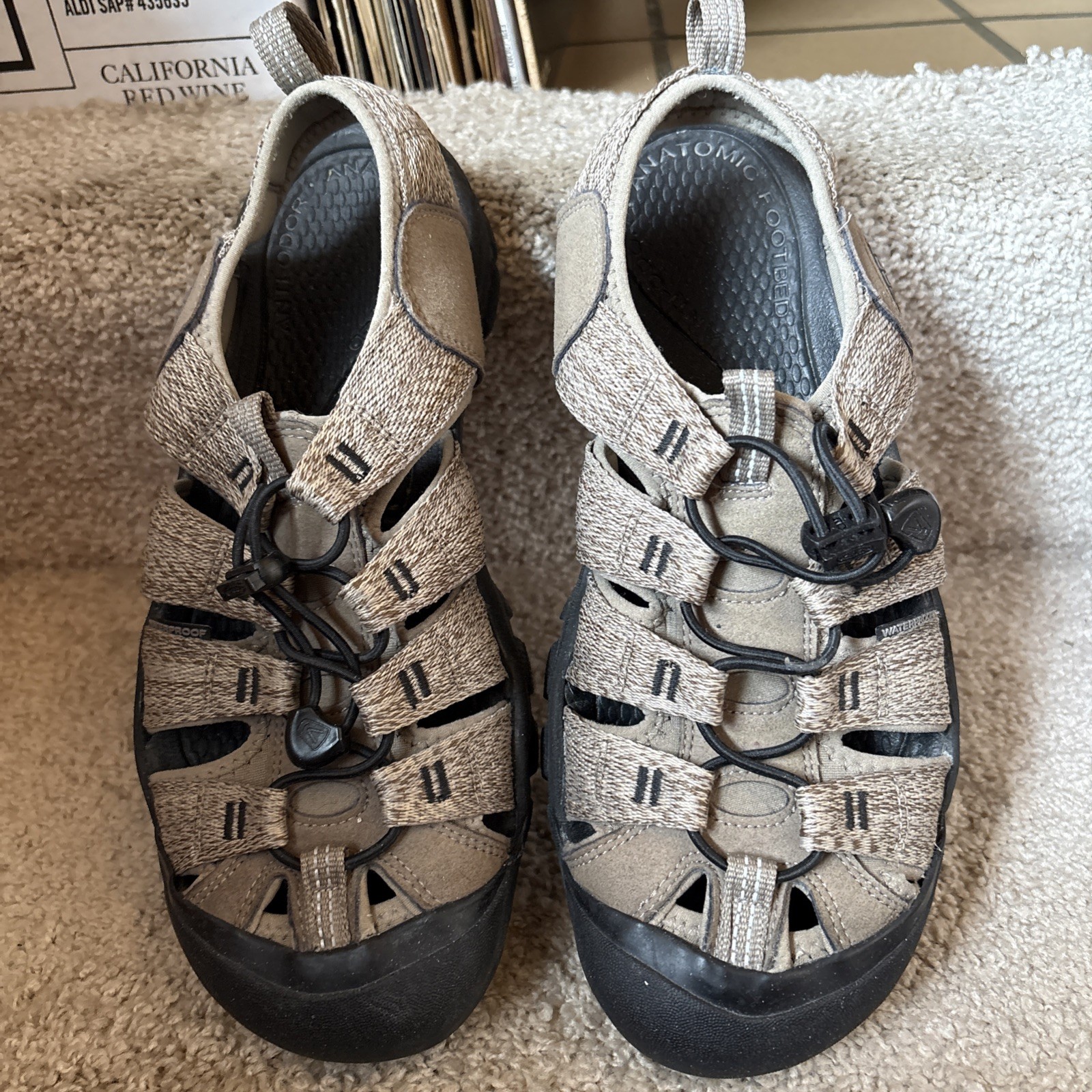 Sandali Keen Newport H2 da uomo taglia 9 5 impermeabili da trail escursionismo marroni