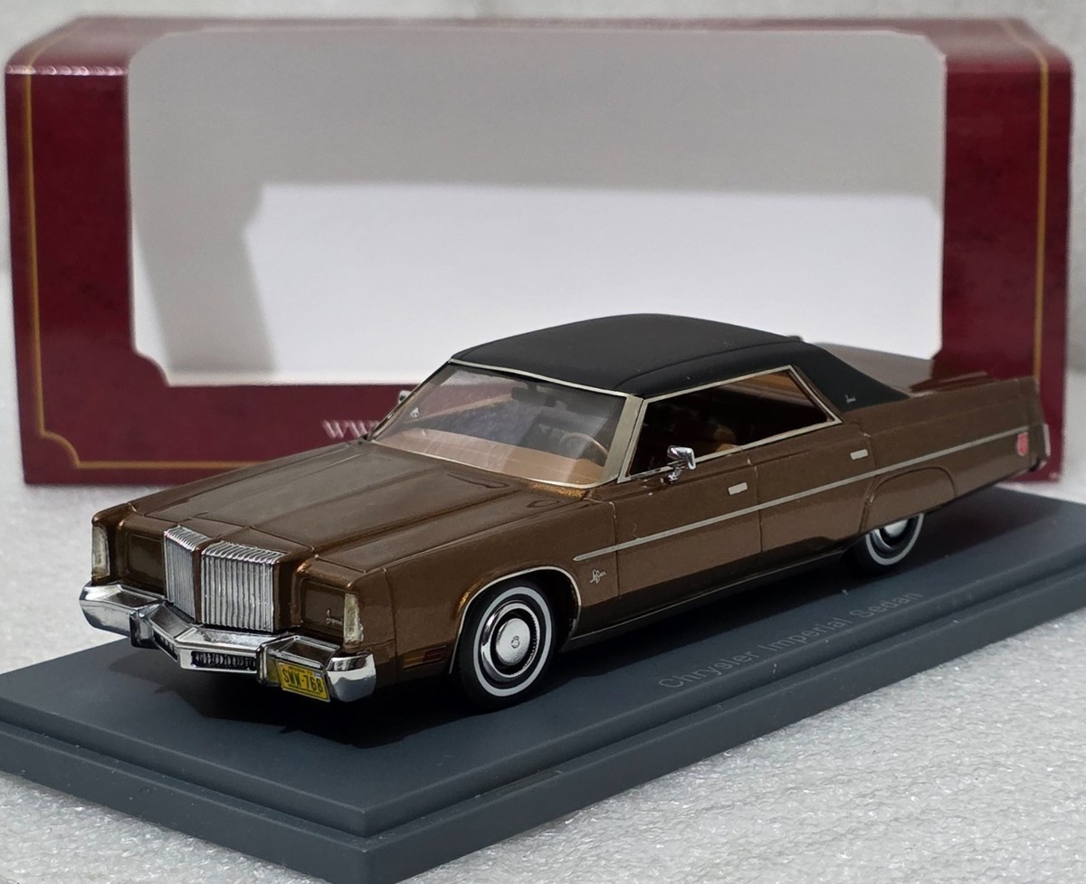 Chrysler Imperial Sedan 4-Door 1975 Brown 1:43 Neo American