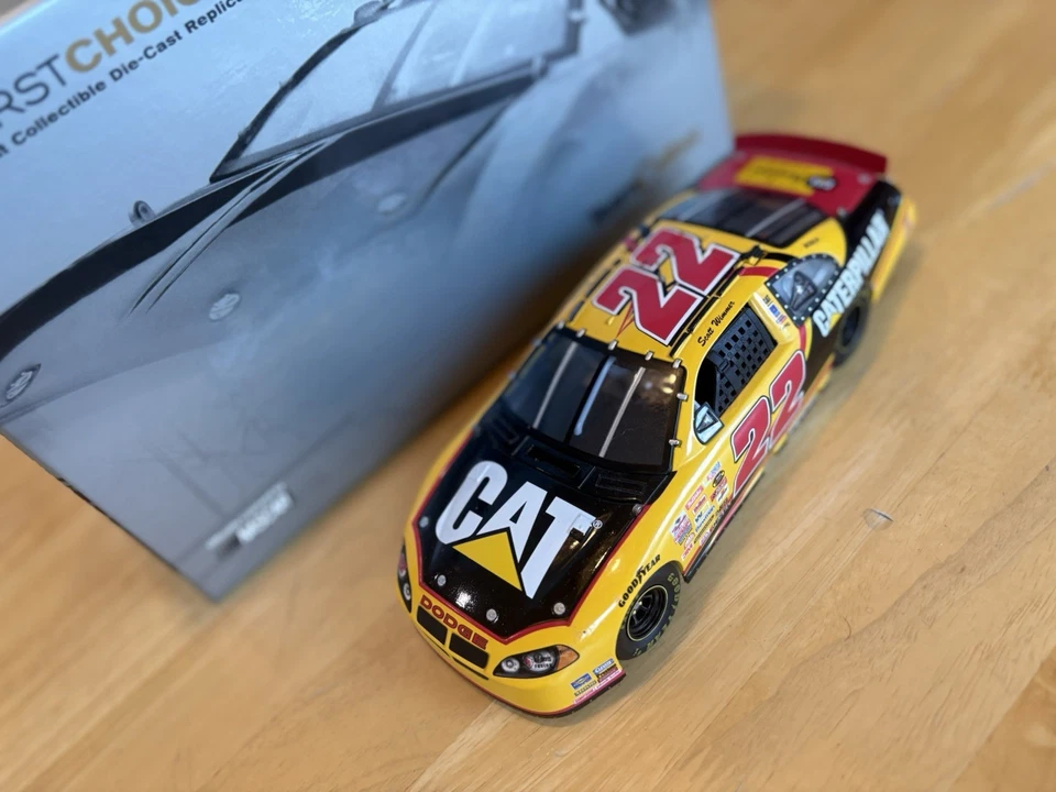 #22 Scott Wimmer Caterpillar #SW4-A2-22CA 1:24 TeamCaliber 2004 FirstChoice - Image 4 of 4