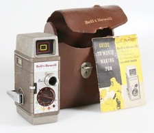 ART DECO MOVIE CAMERA WITH CASE AND GUIDE.